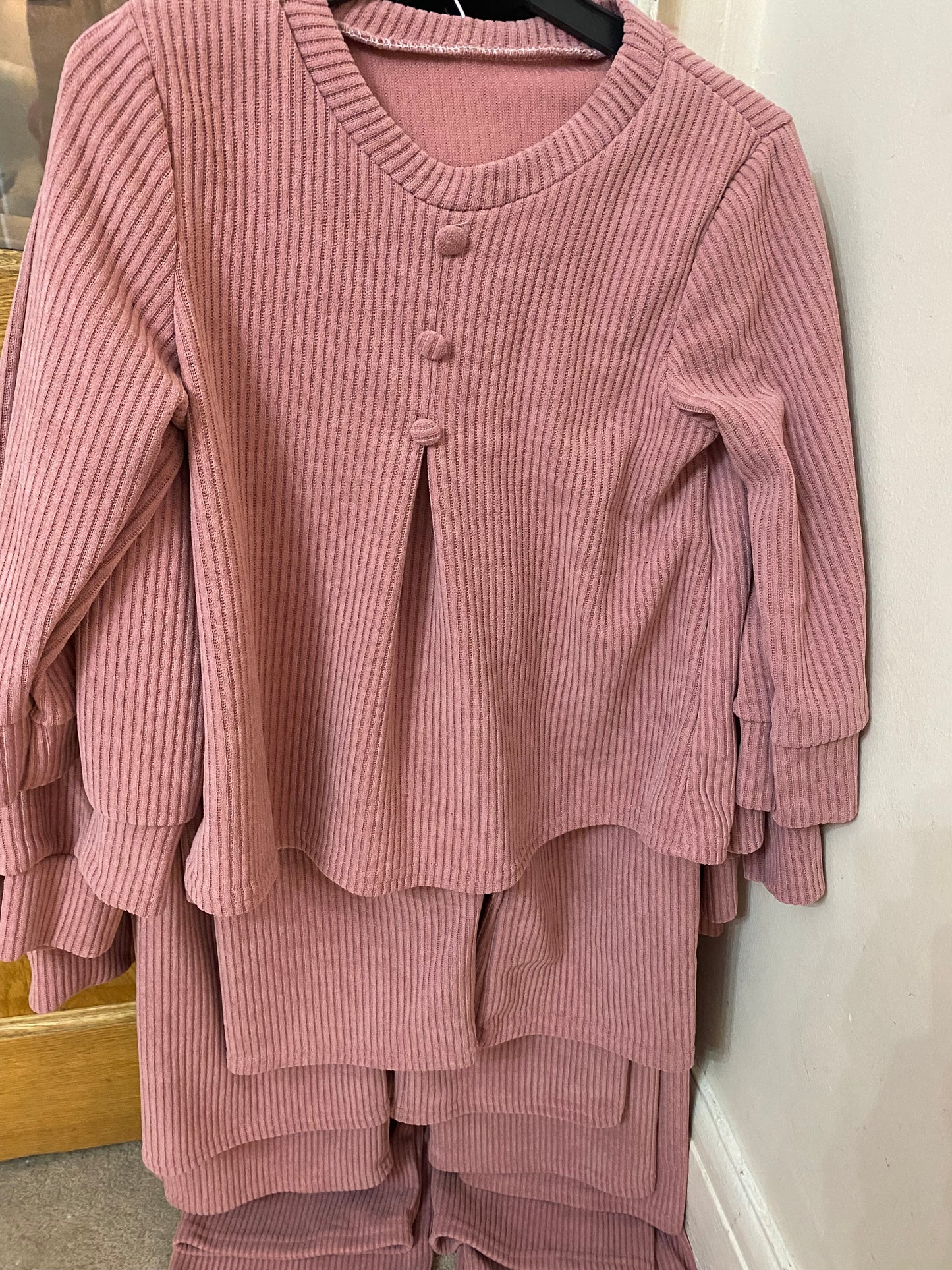 Girls 2pc Warm Velvet Style Set - Cozy and Stylish Outfit for Everyday Wear coord set