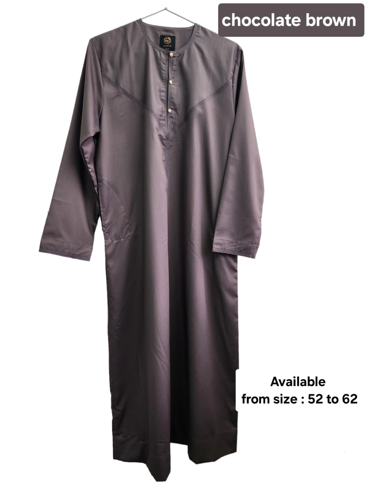 Luxurious Men’s Polyester Thobes – Lightweight & Breathable
