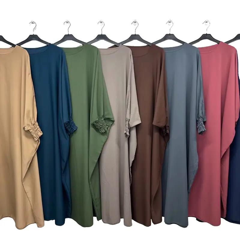 Elegant Rouched Sleeve Abaya with Pockets – Stylish & Modest Wear for Women