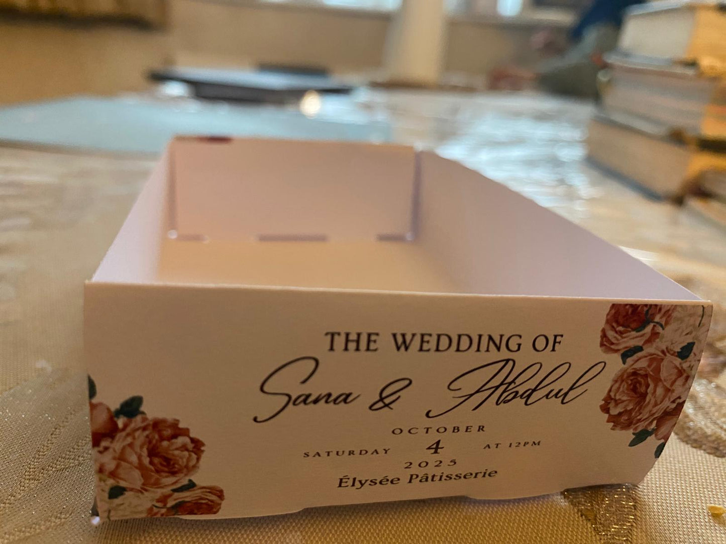 Custom Name Wedding & Anniversary Serving Trays – Personalized Paper Food & Snack Trays (Pack of 20)