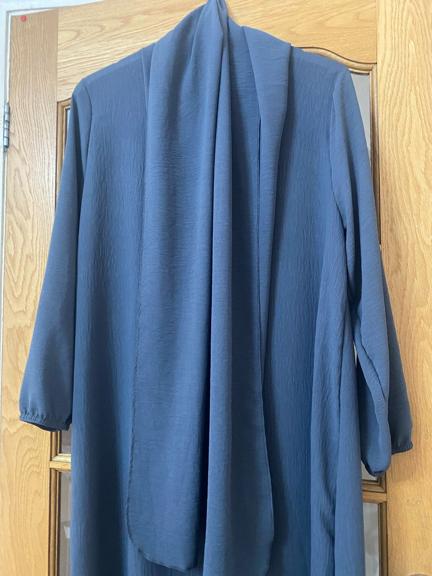 Comfortable and Stylish Elegant 100% Polyester Islamic Wear - 2-Piece Abaya Set with Elastic Sleeves and Matching Scarf, 56" Standard Size