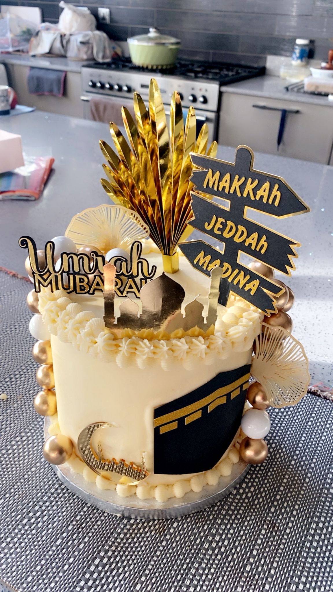 Personalized Umrah Mubarak Cake Topper Set | Black & Gold | Premium Cardstock