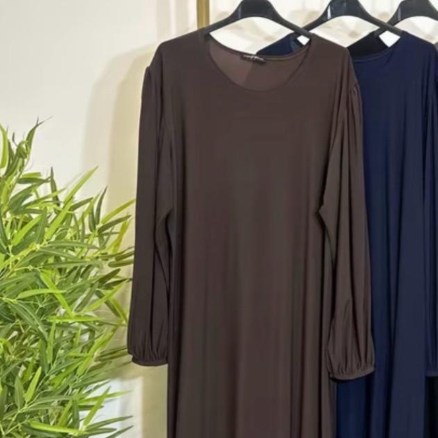 Elegant Crepe Jazz Maxi Abaya with Pockets – Simple Casual Crew Neck Prayer Dress
