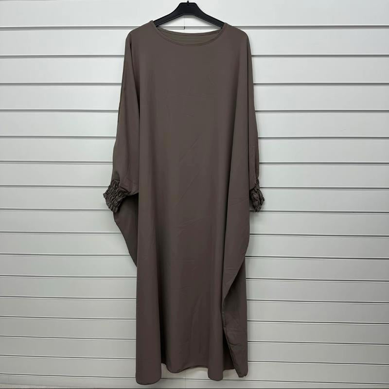 Elegant Rouched Sleeve Abaya with Pockets – Stylish & Modest Wear for Women