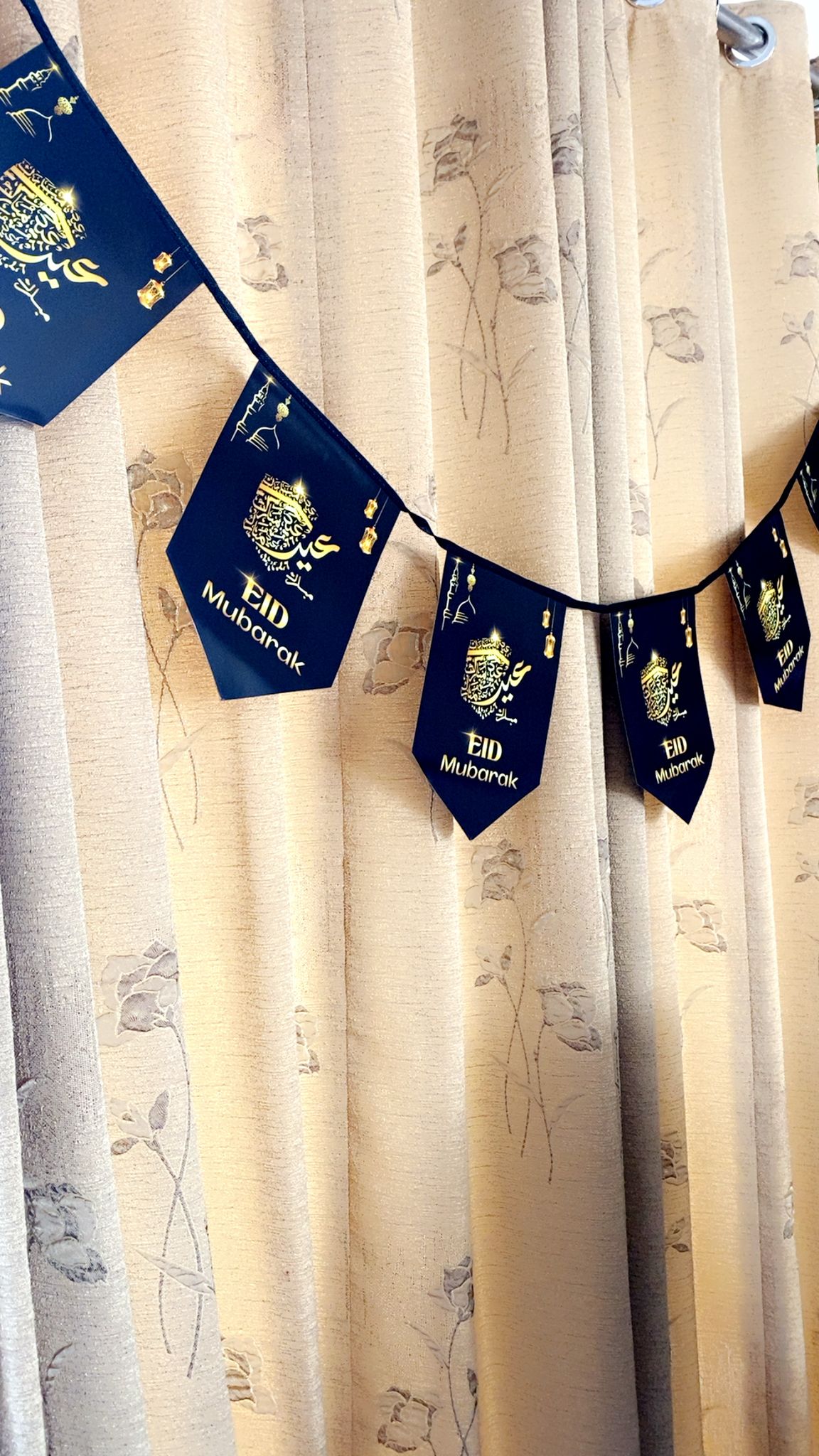 Eid Celebration Bunting – 10 Flags, 100 Inches – Elegant Black