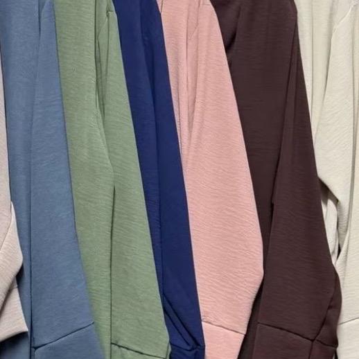 Women's Abaya with Attached Hijab & Pockets – Modest & Practical Islamic Wear