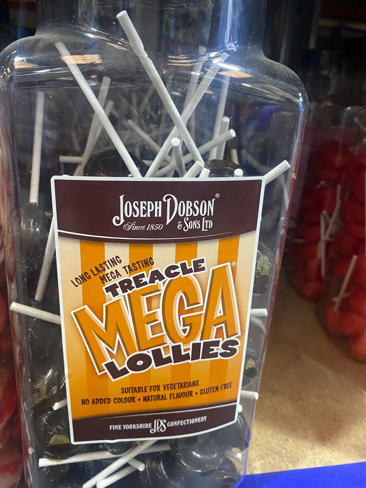 Mega Lollies 🍭🍓🍏🥤 – Single Flavour Bulk Sweets | Vegetarian, Gluten-Free & Natural Flavours (Pack of 90 Lollies) 1.99kg