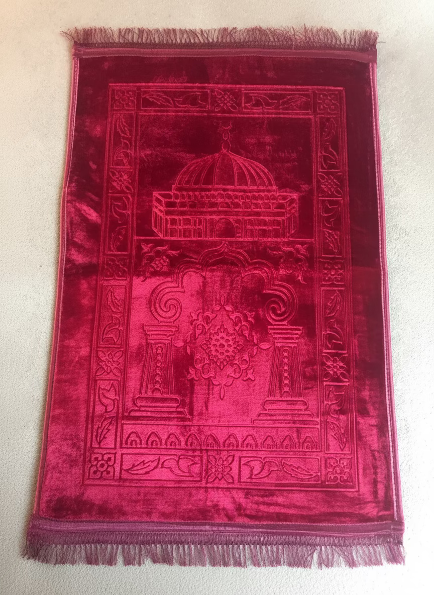 Padded full size 120 cm x 80 cm foam Islamic prayer mat